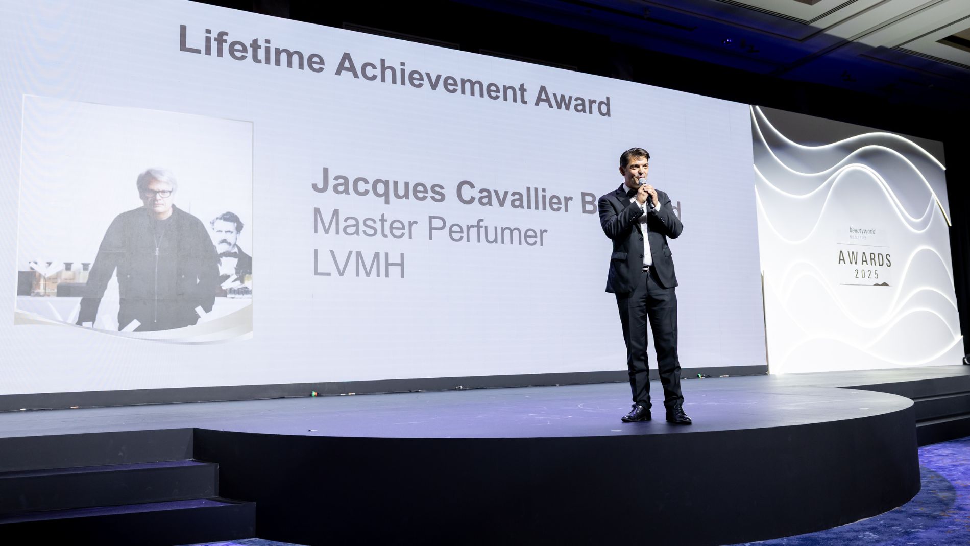 awards-image-1900x1069 - awards-gallery-25