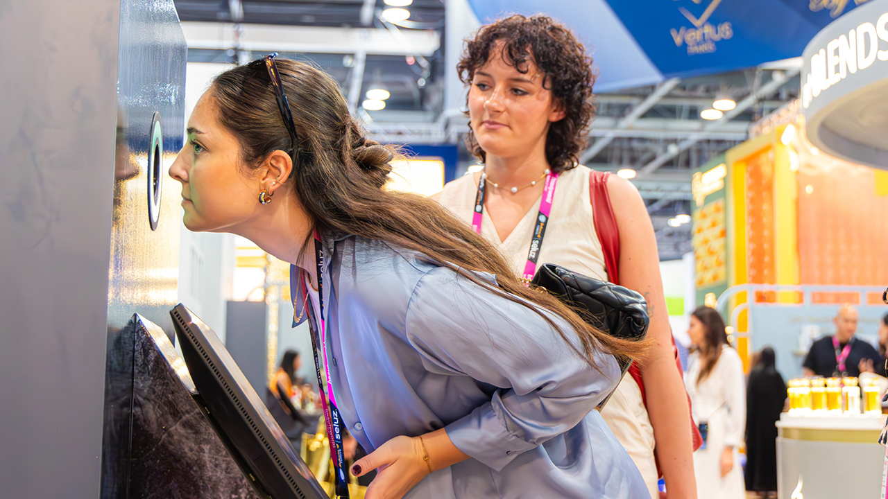 Beautyworld Dubai - Signature Scent